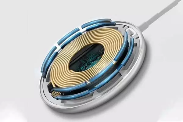 4. MagSafe Connector.webp