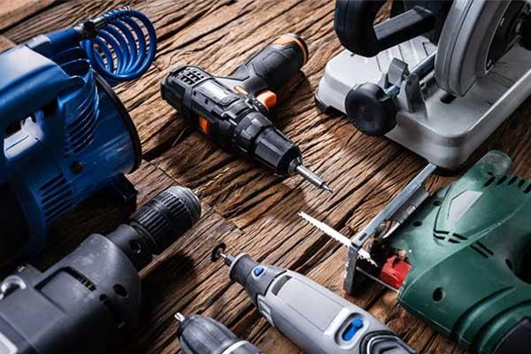 6. power tools with magnets.webp