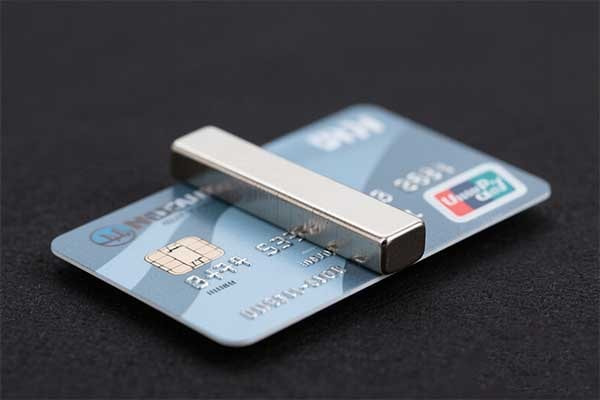1. credit card under strong magnet-min.webp