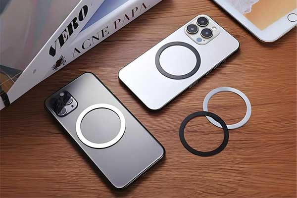 2. iphone magsafe sticker-min.webp